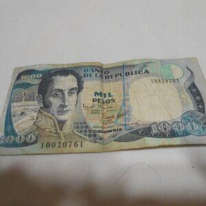 RARE 1994 1000 BANCO DE LA REPUBLICA MIL PESOS BANKNOTE COLLECTORS SIMON BOLIVAR